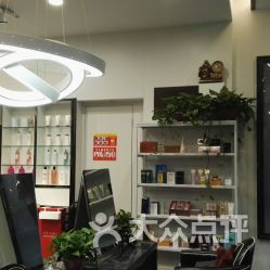 鄭州美發(fā)探店指南 發(fā)藝美容美發(fā)地址電話價(jià)格營業(yè)時(shí)間全攻略
